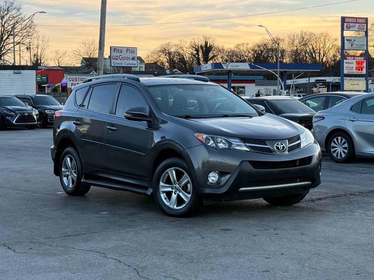 Toyota RAV4 XLE FWD 2015
