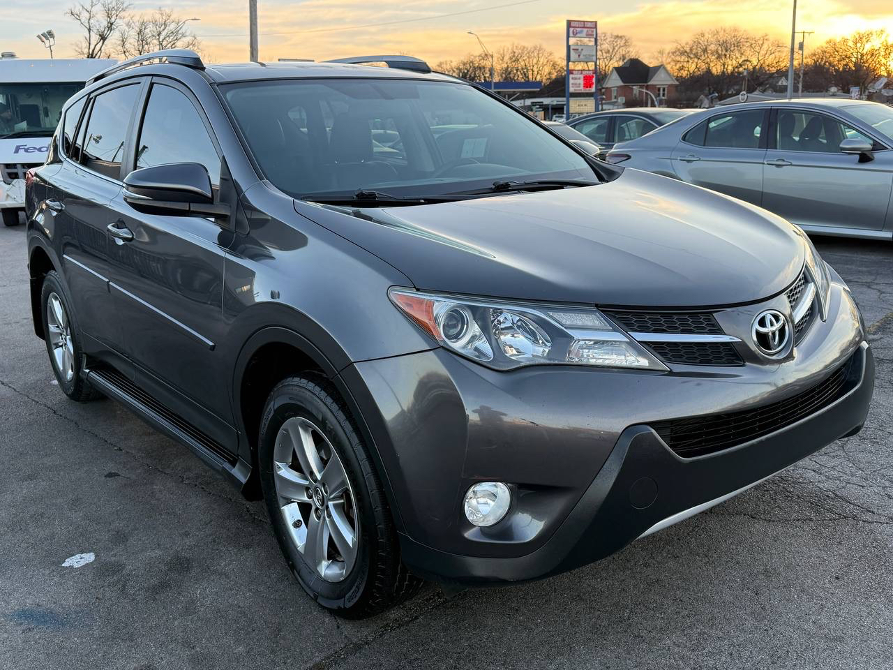 Toyota RAV4 XLE FWD 2015