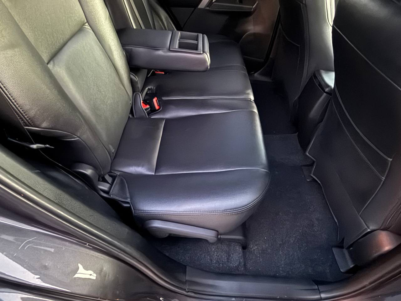 Toyota RAV4 XLE FWD 2015