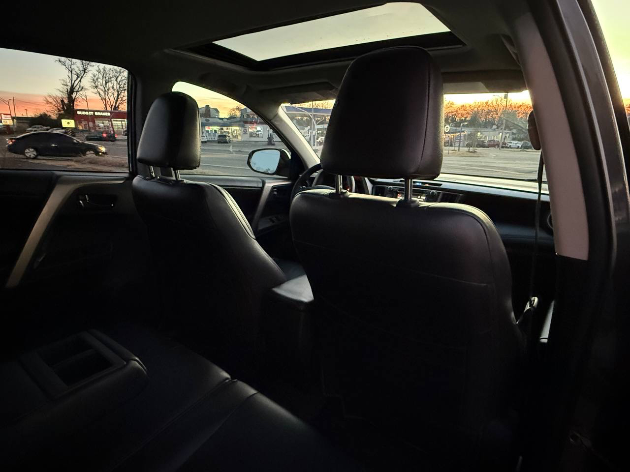 Toyota RAV4 XLE FWD 2015