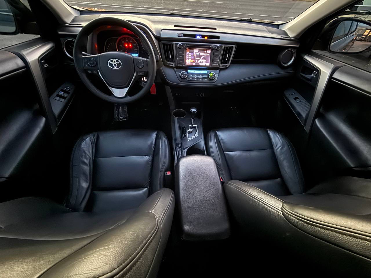 Toyota RAV4 XLE FWD 2015