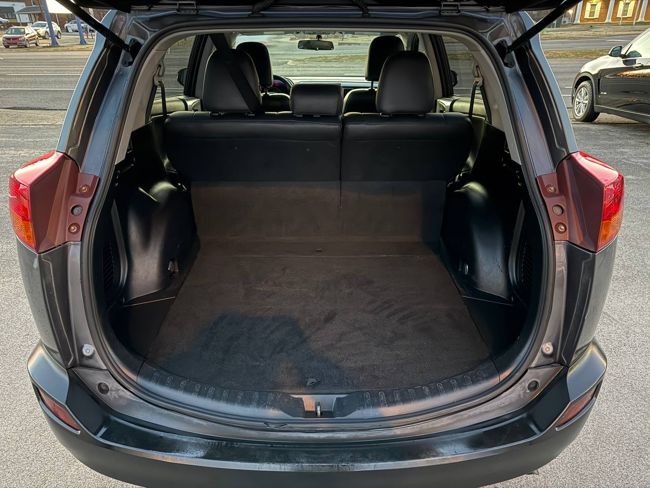 Toyota RAV4 XLE FWD 2015