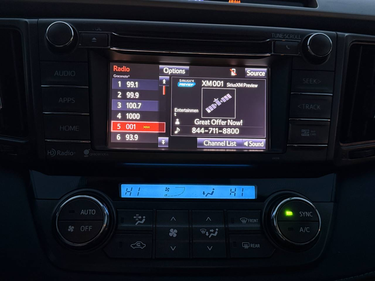 Toyota RAV4 XLE FWD 2015