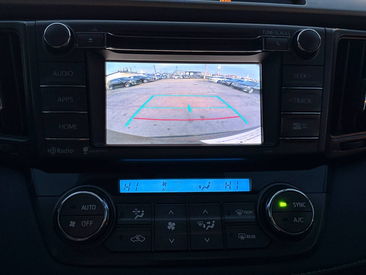 Toyota RAV4 XLE FWD 2015