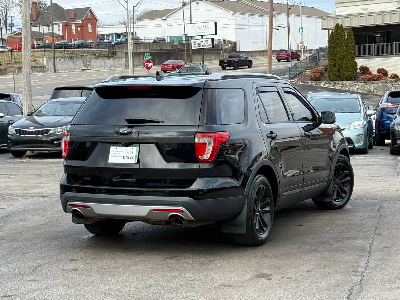 Ford Explorer XLT FWD 2016