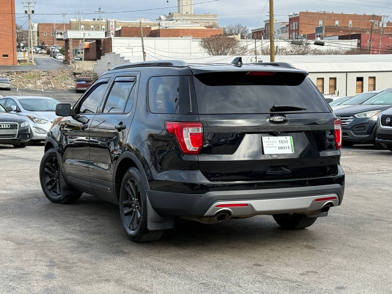 Ford Explorer XLT FWD 2016