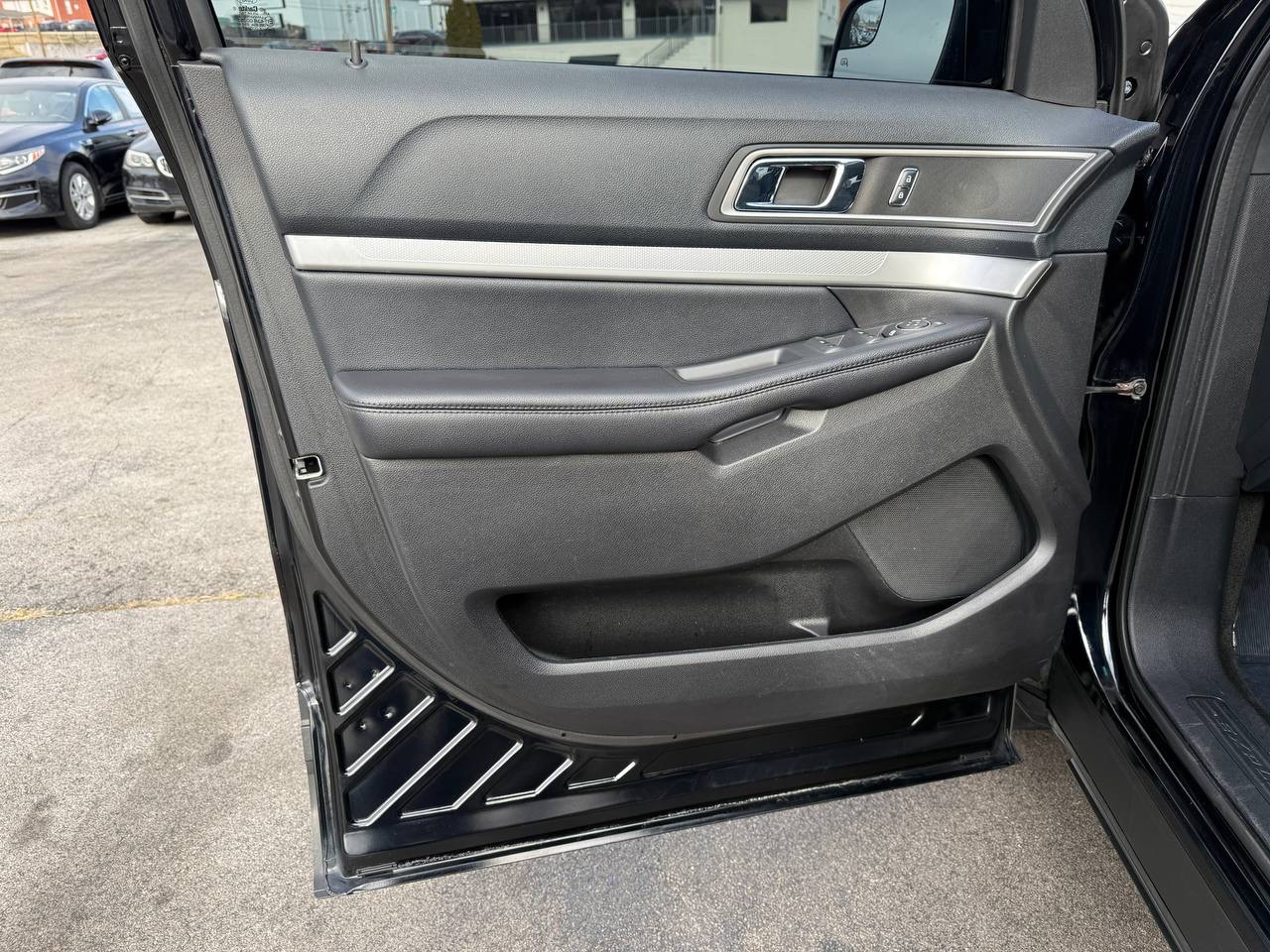 Ford Explorer XLT FWD 2016