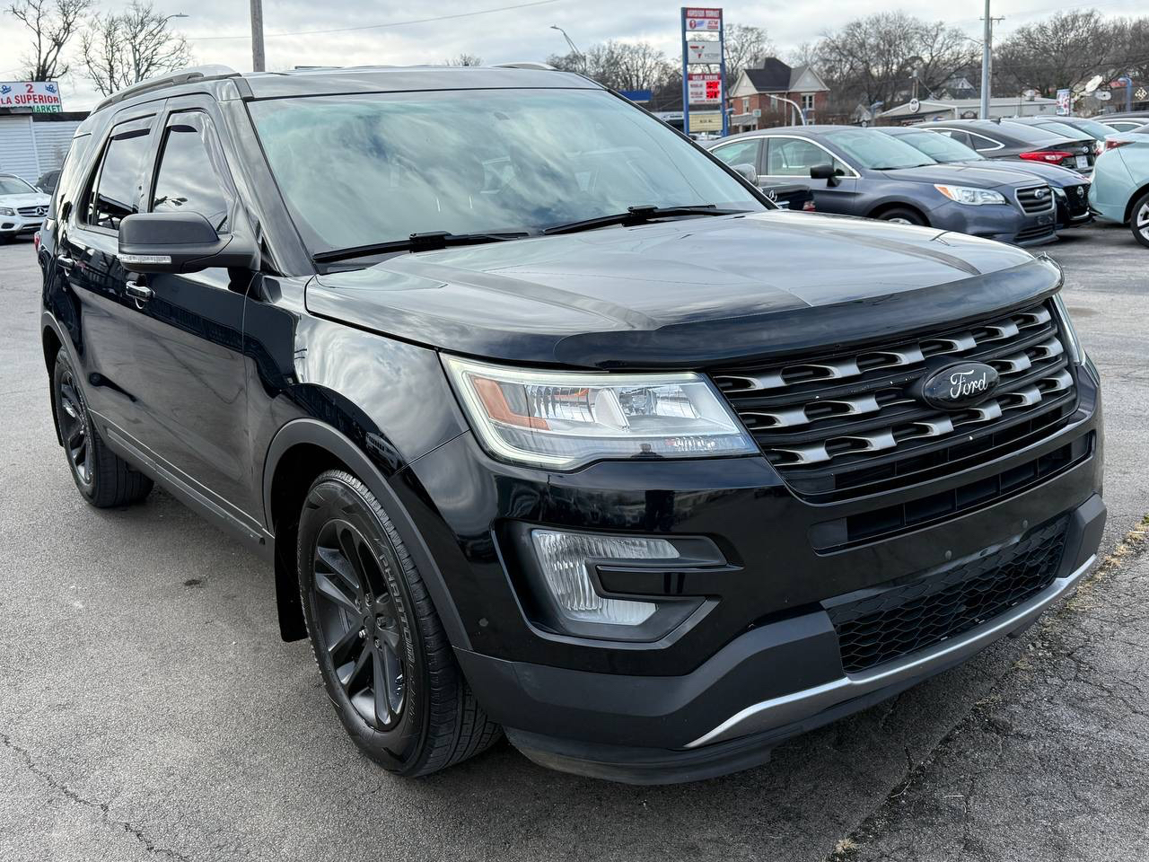 Ford Explorer XLT FWD 2016