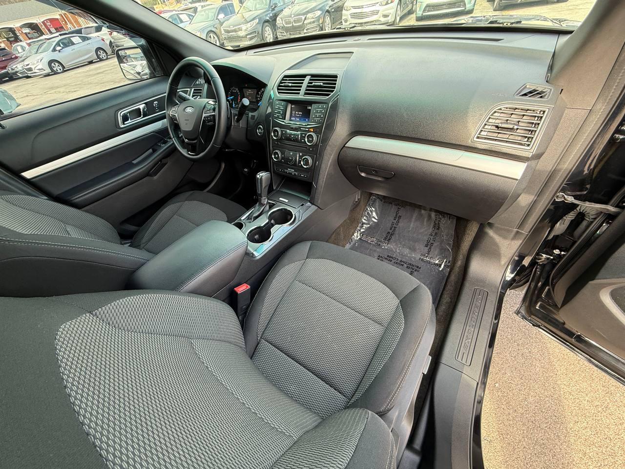 Ford Explorer XLT FWD 2016