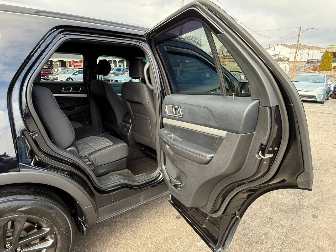 Ford Explorer XLT FWD 2016