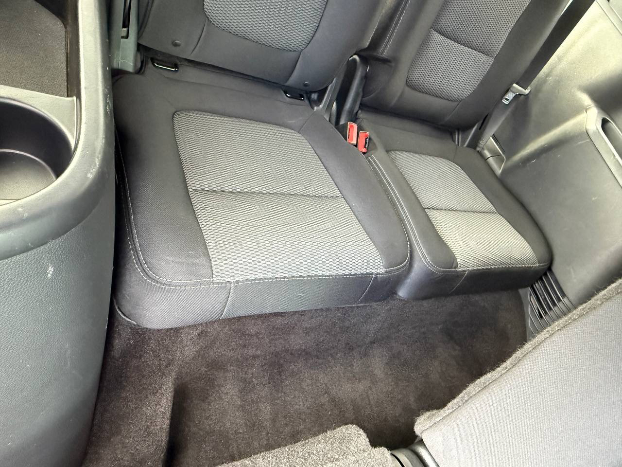 Ford Explorer XLT FWD 2016