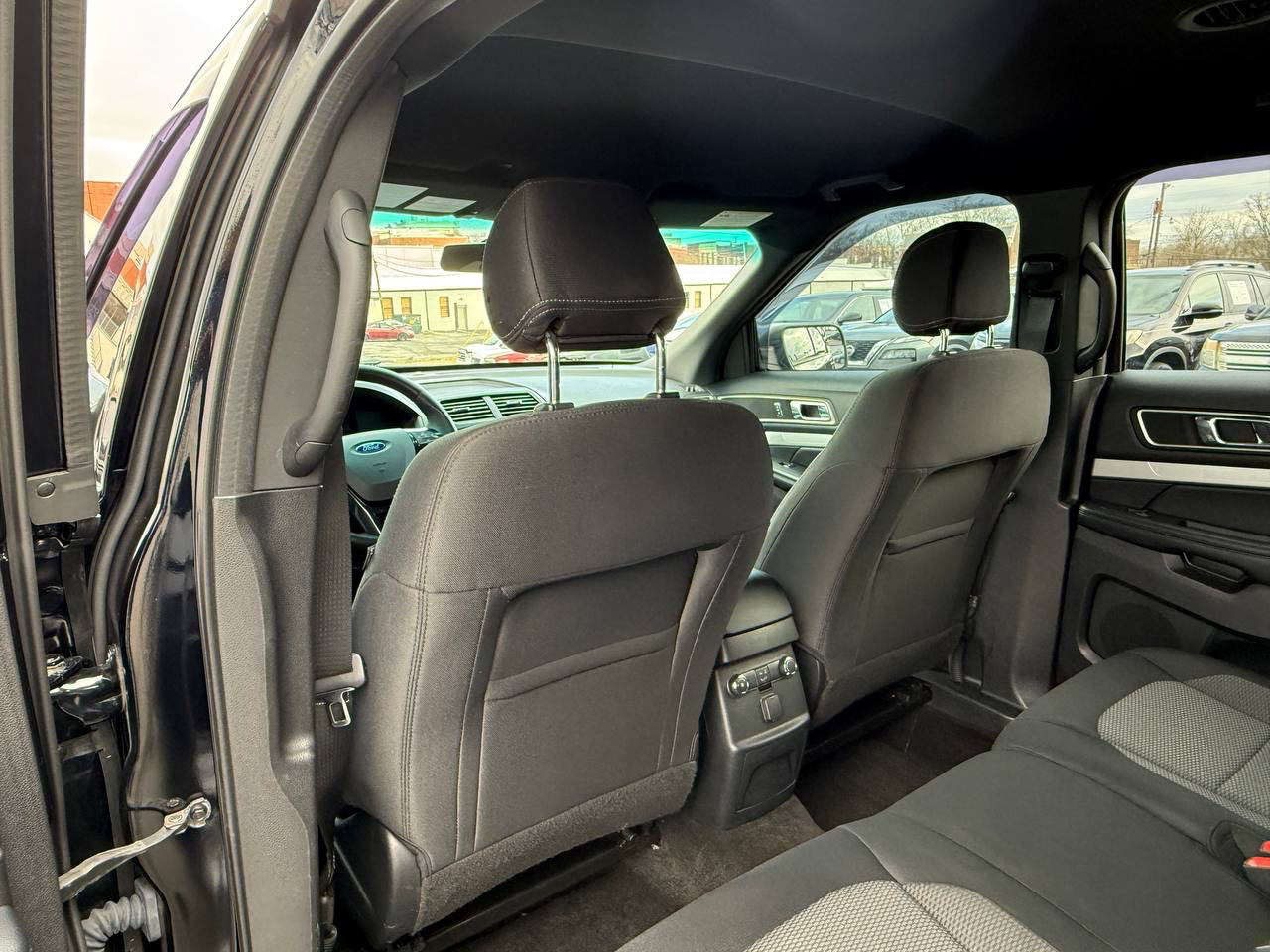 Ford Explorer XLT FWD 2016