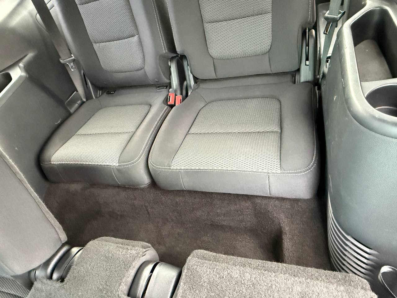 Ford Explorer XLT FWD 2016