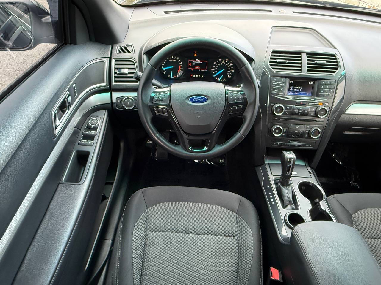 Ford Explorer XLT FWD 2016