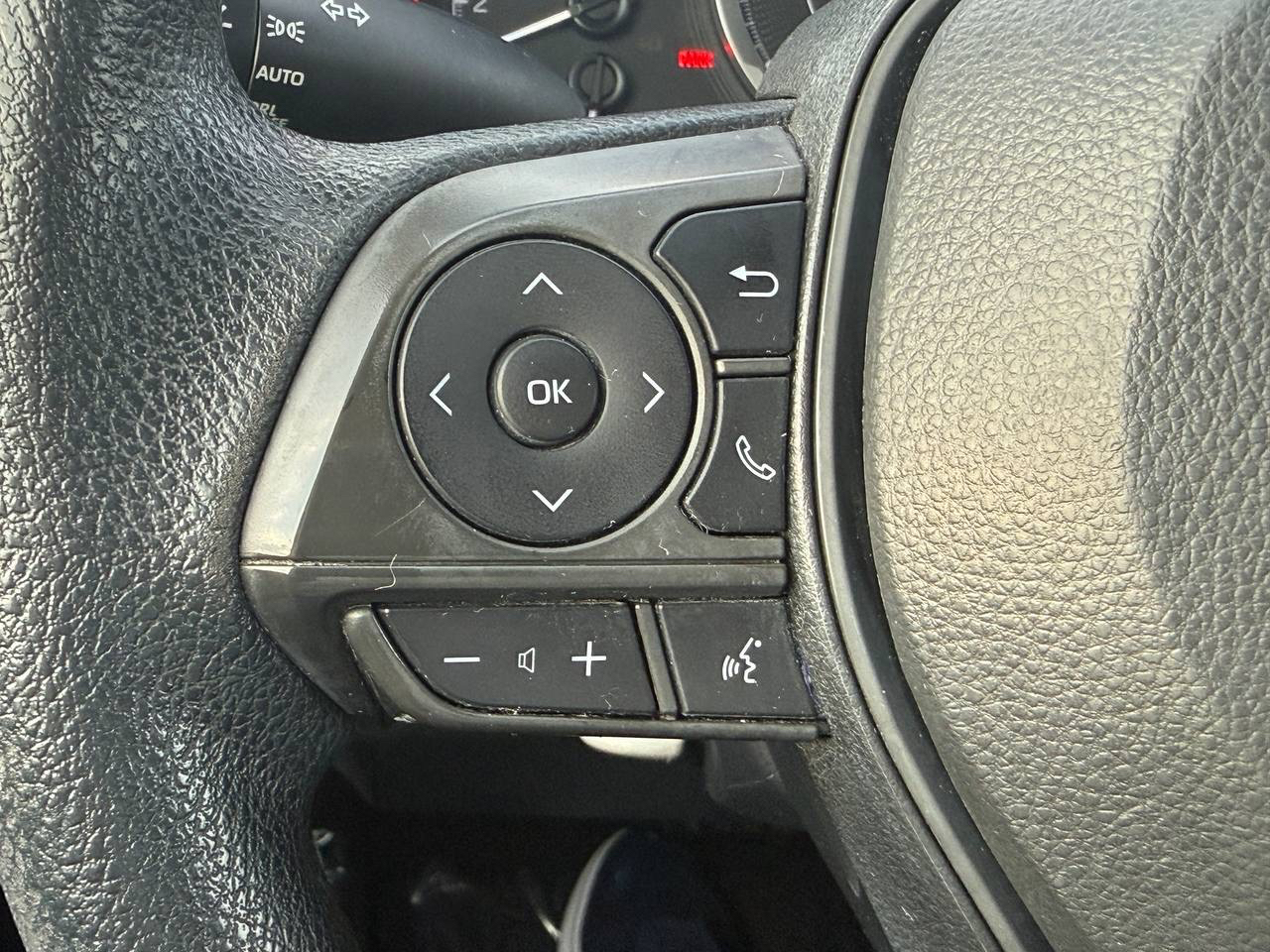 Toyota Corolla LE 2021