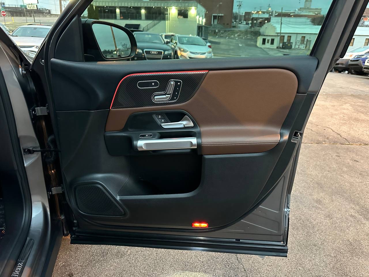 Mercedes-Benz GLB-Class GLB 250 2020