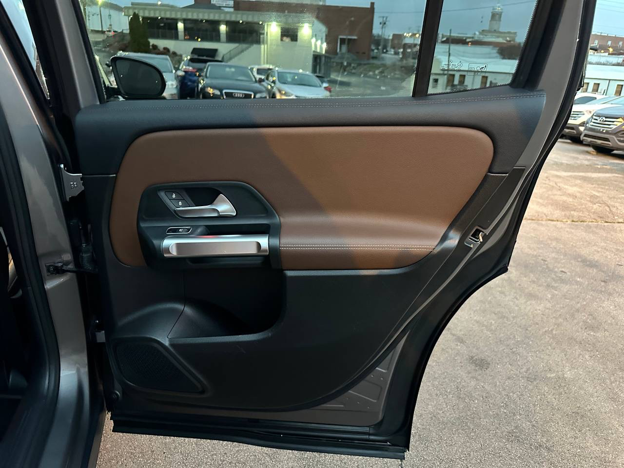 Mercedes-Benz GLB-Class GLB 250 2020