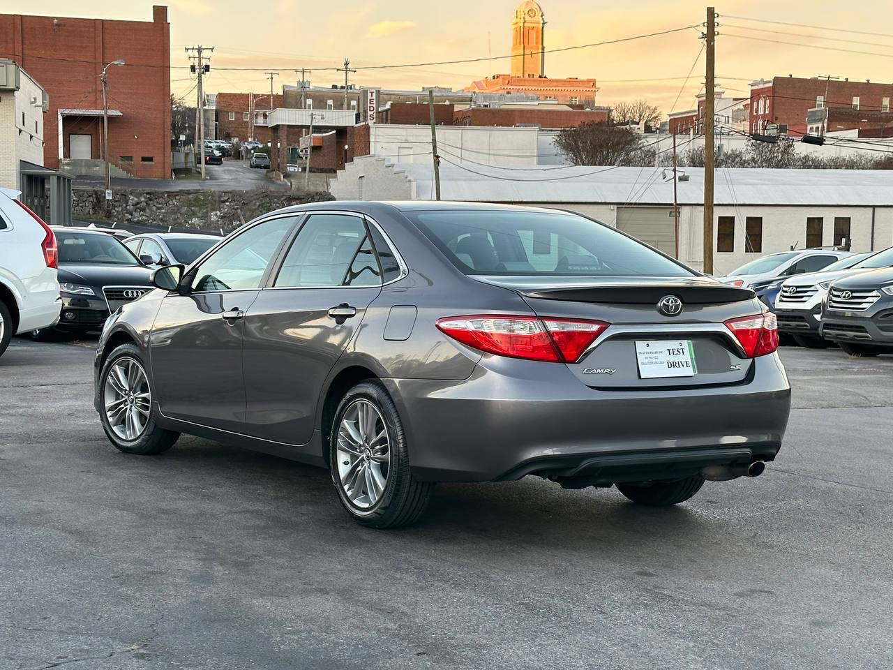 Toyota Camry SE 2015