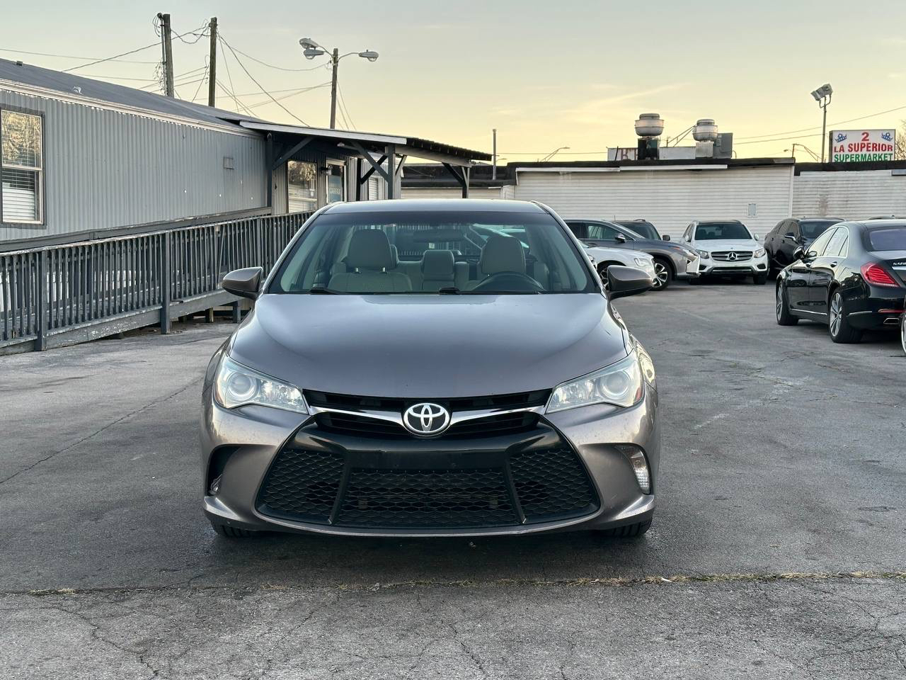 Toyota Camry SE 2015