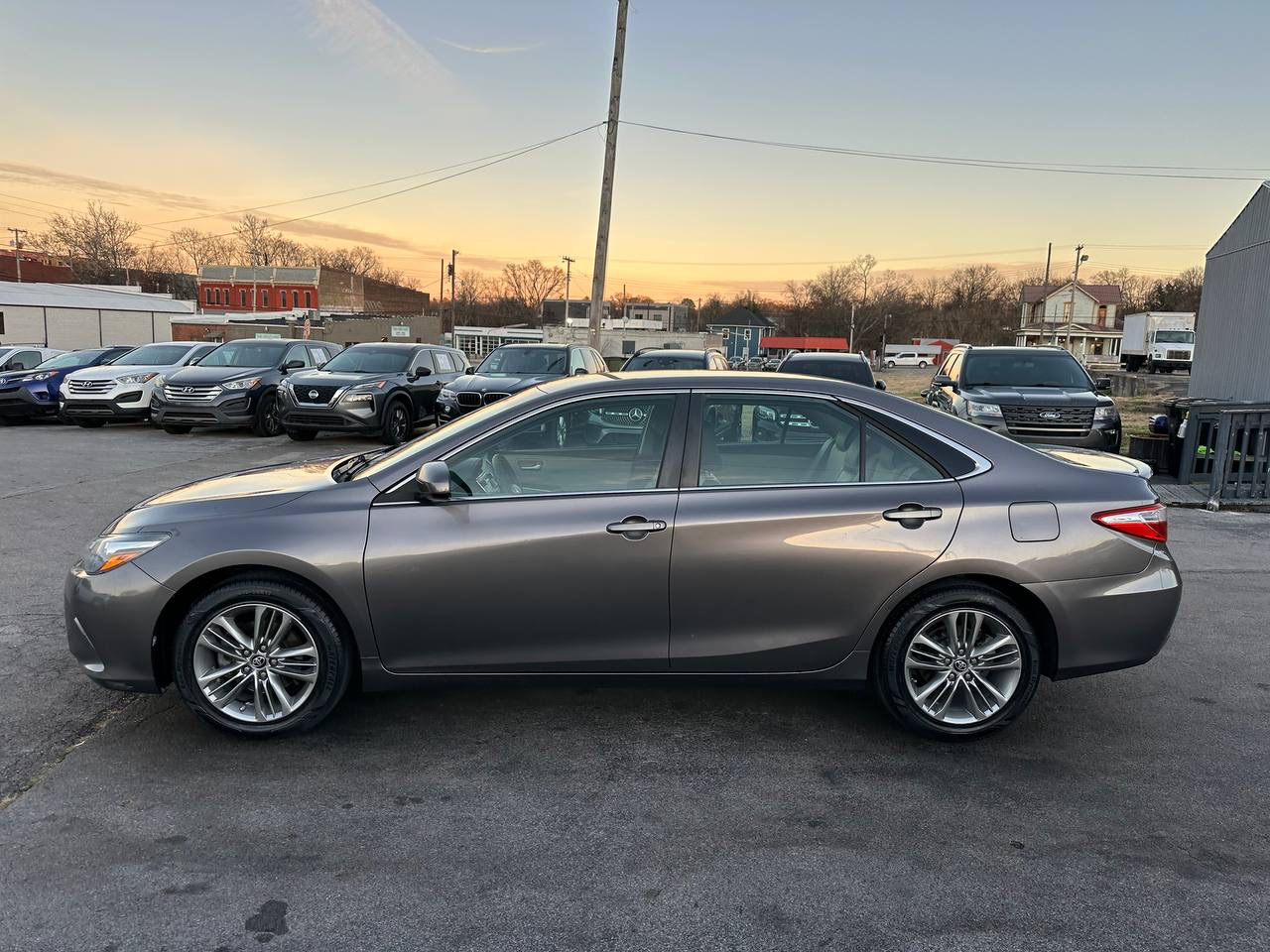 Toyota Camry SE 2015