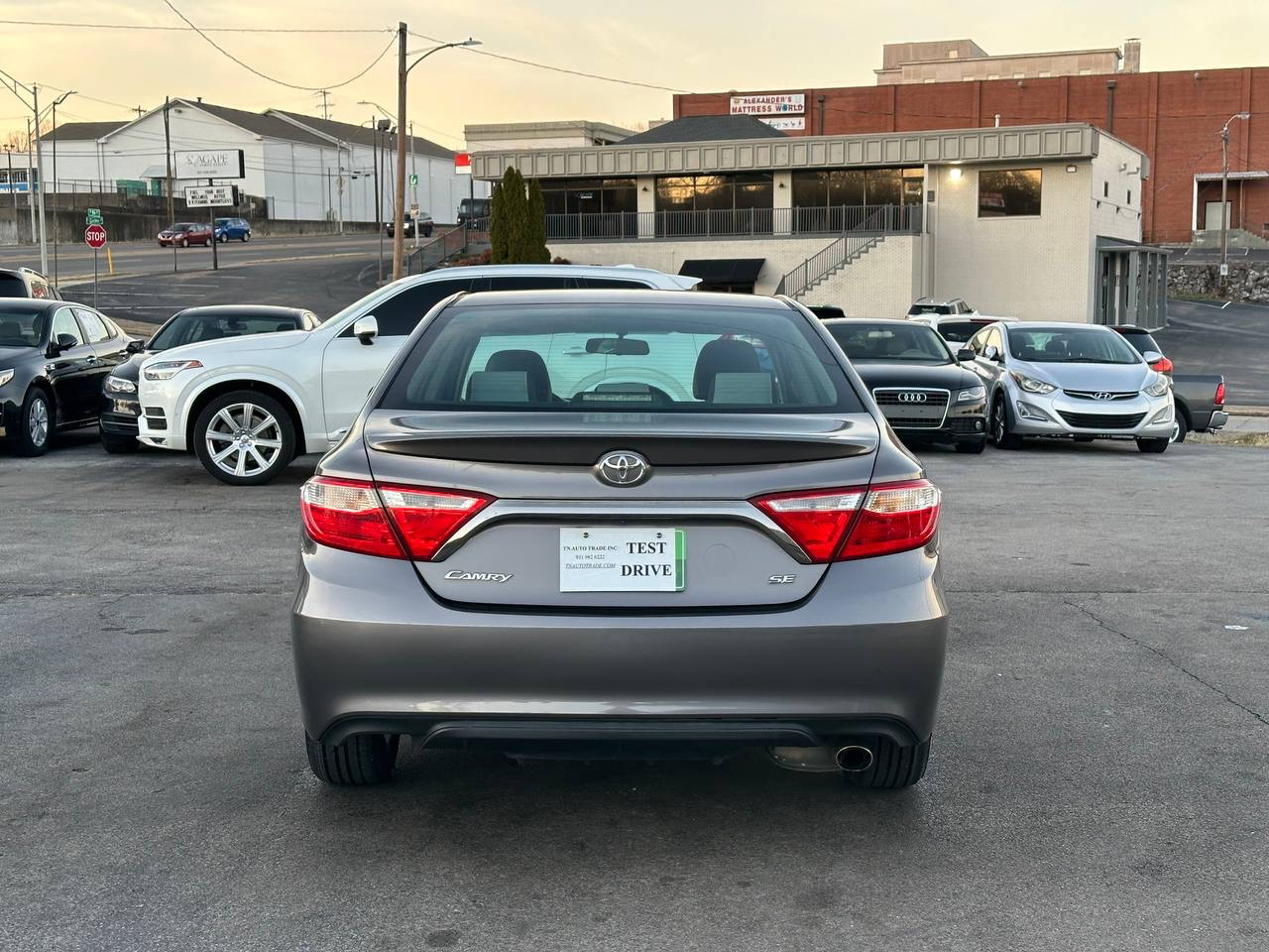 Toyota Camry SE 2015