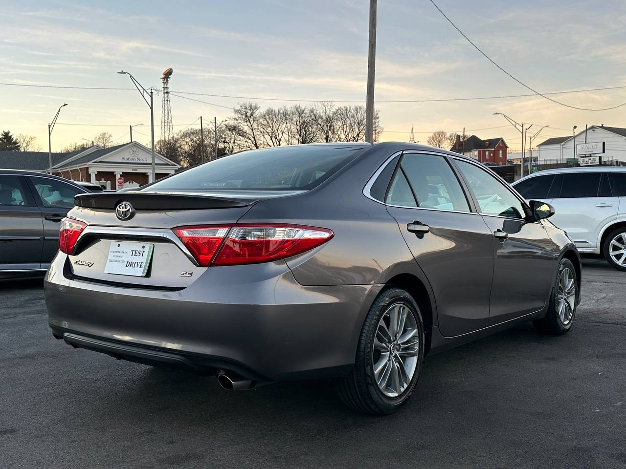 Toyota Camry SE 2015
