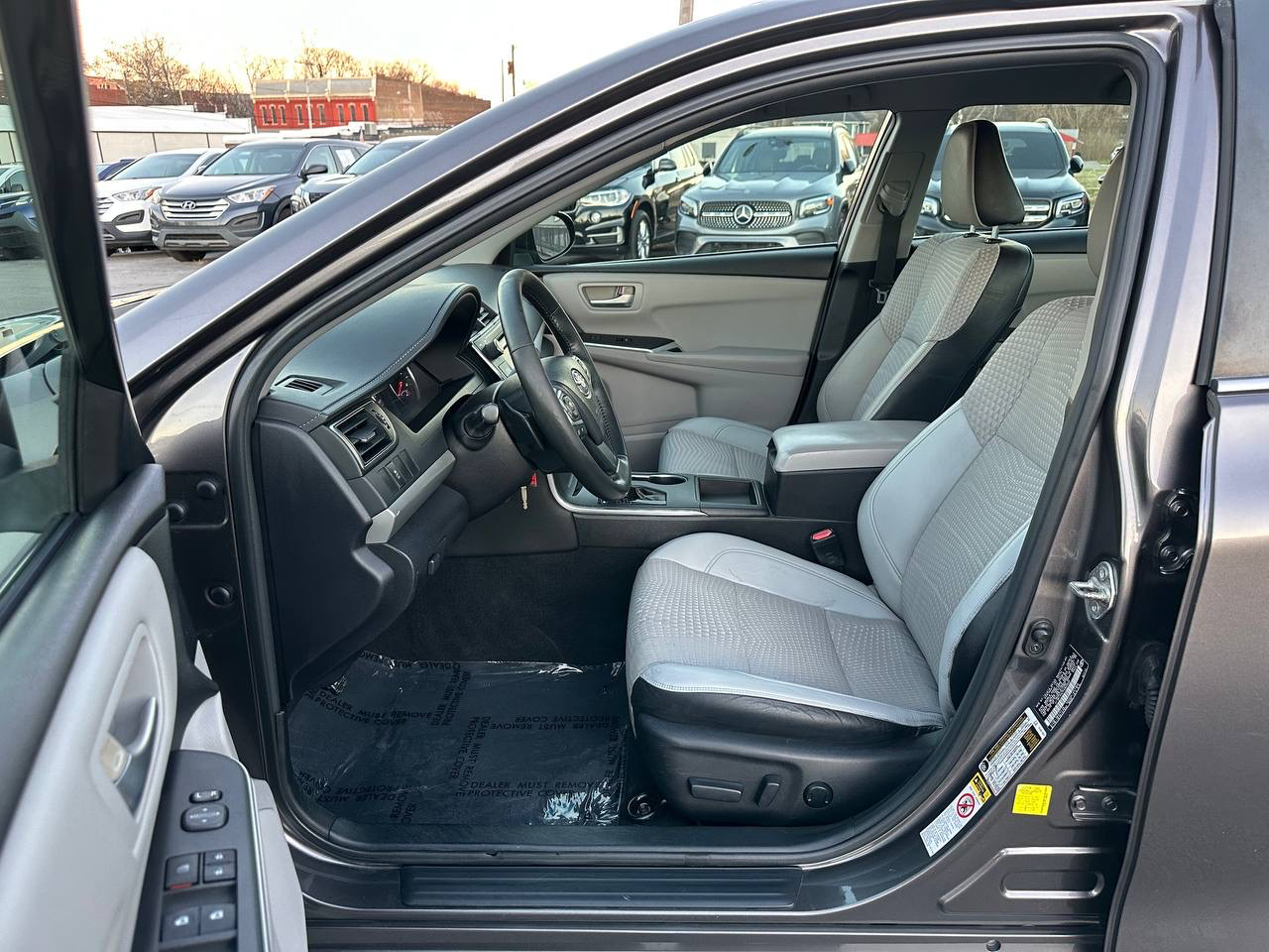 Toyota Camry SE 2015