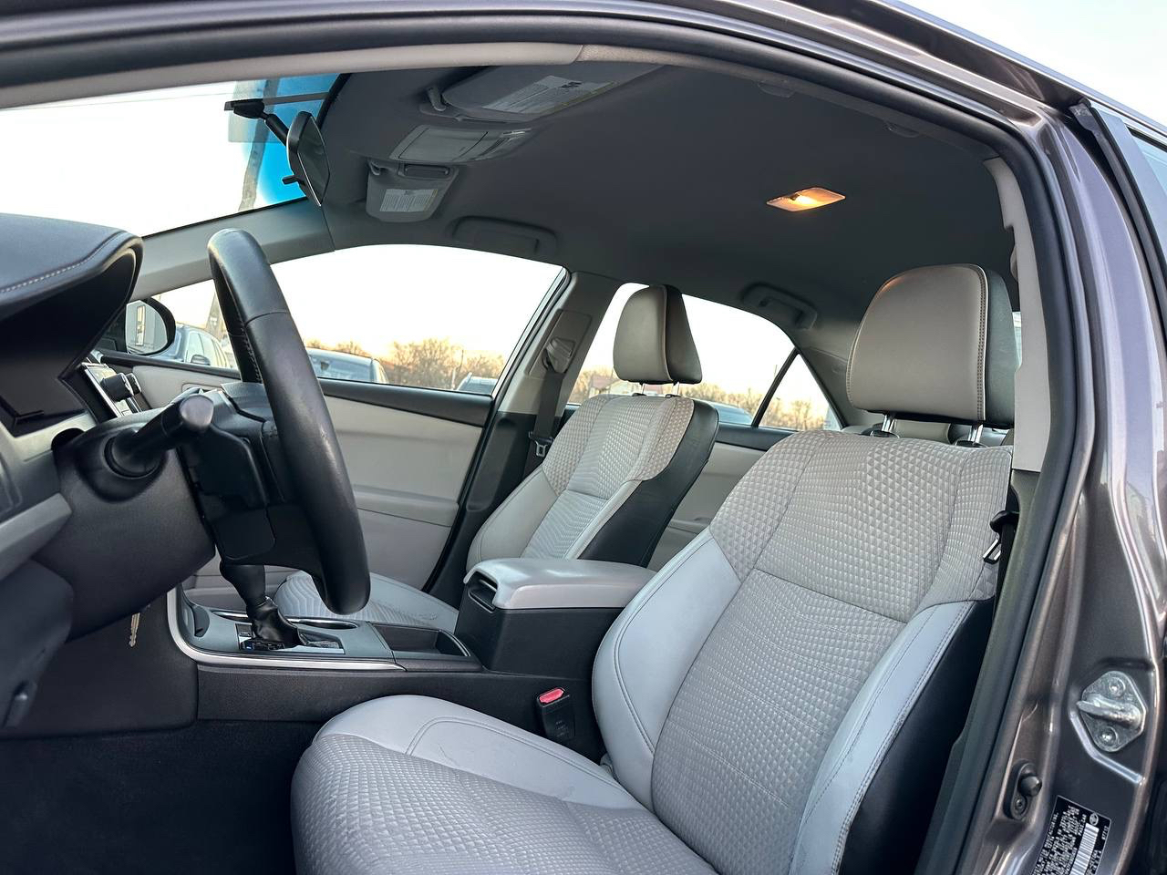 Toyota Camry SE 2015