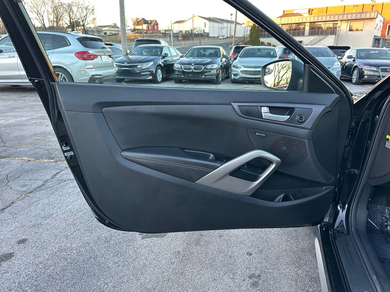 Hyundai Veloster Turbo 6AT 2016