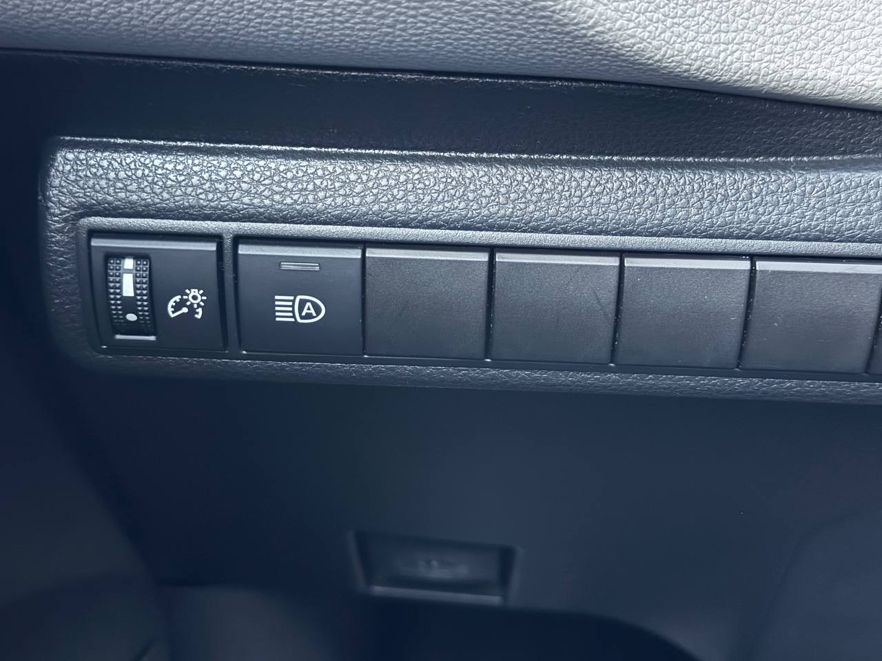 Toyota Corolla LE 2020