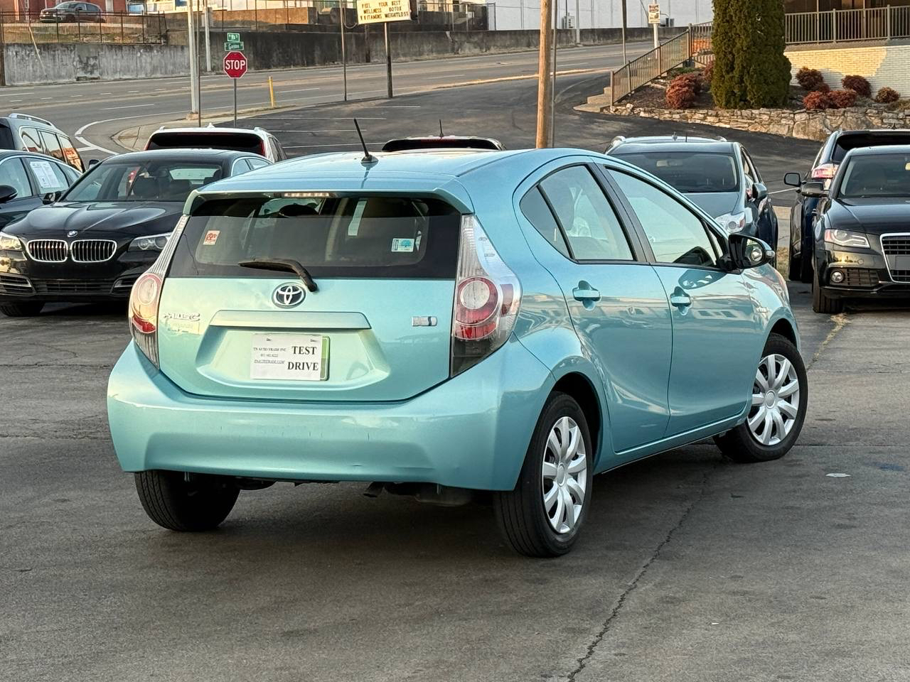 Toyota Prius c Four 2014