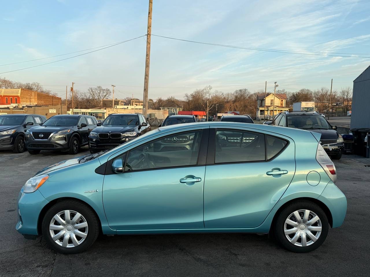 Toyota Prius c Four 2014