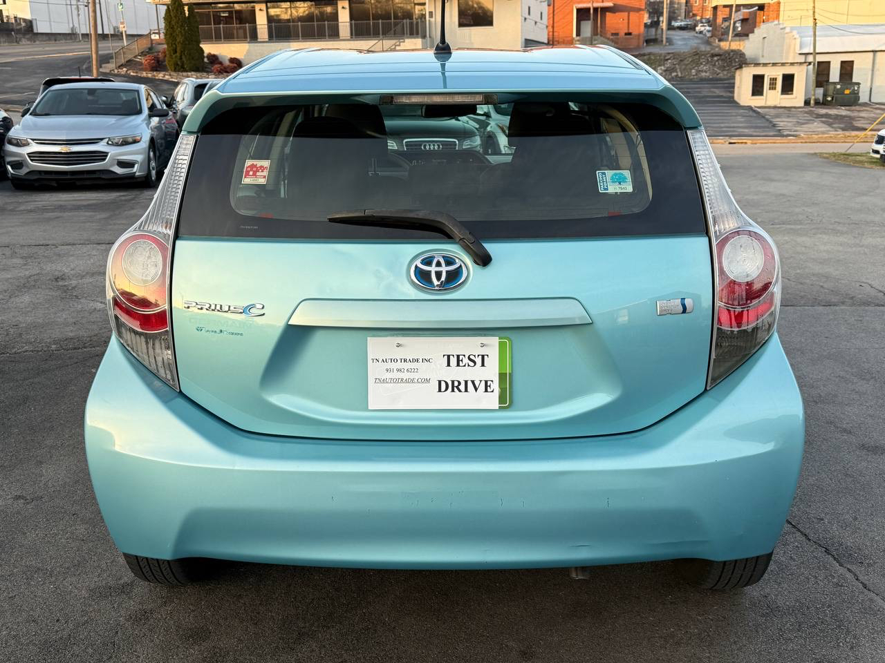 Toyota Prius c Four 2014