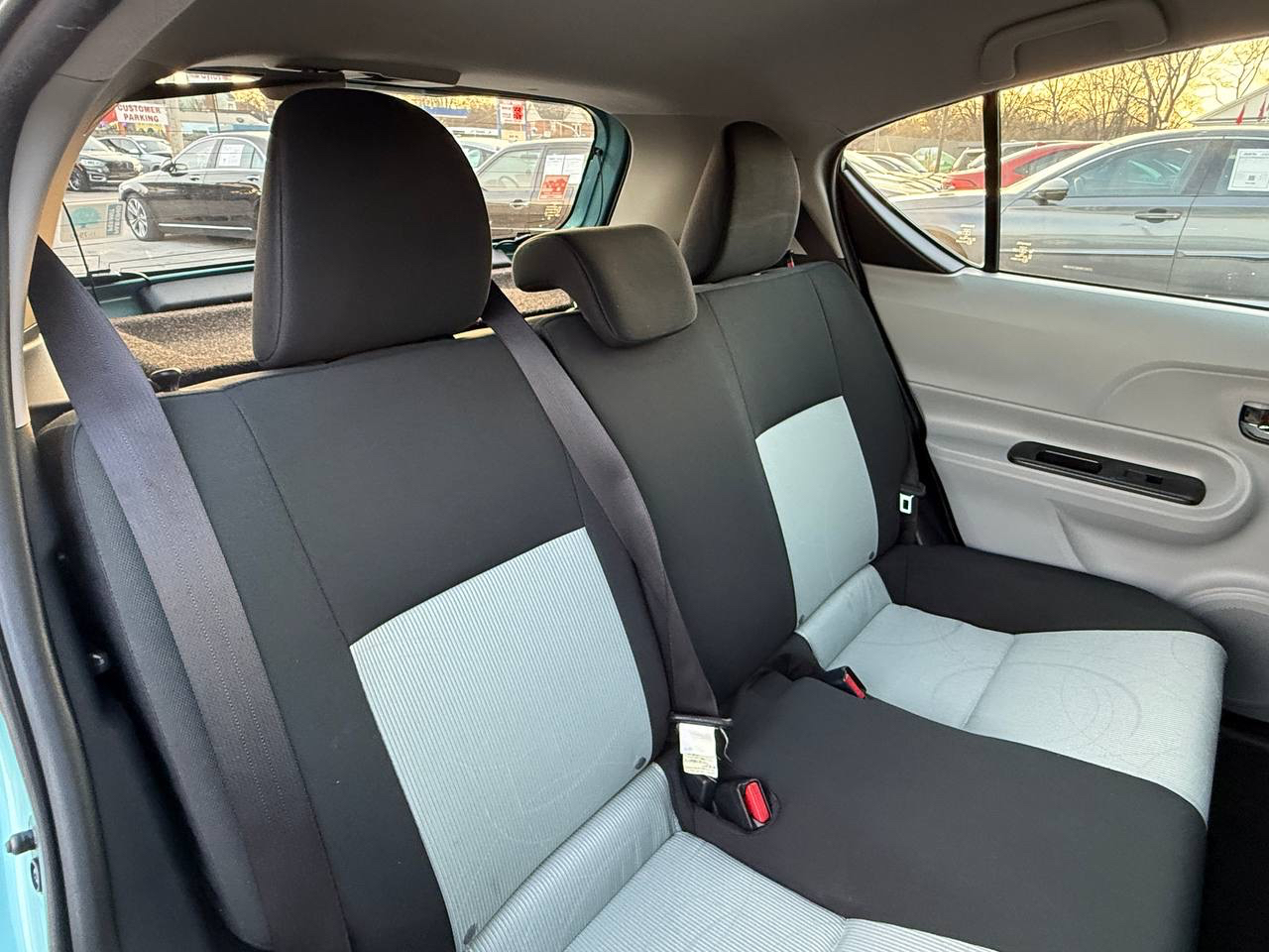 Toyota Prius c Four 2014