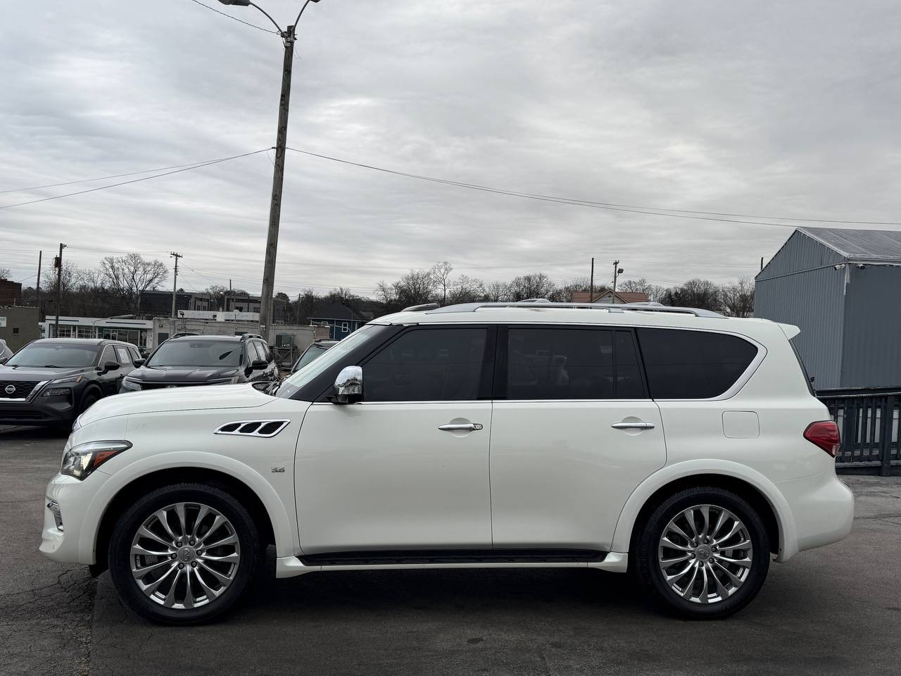 Infiniti QX80 4WD 2017