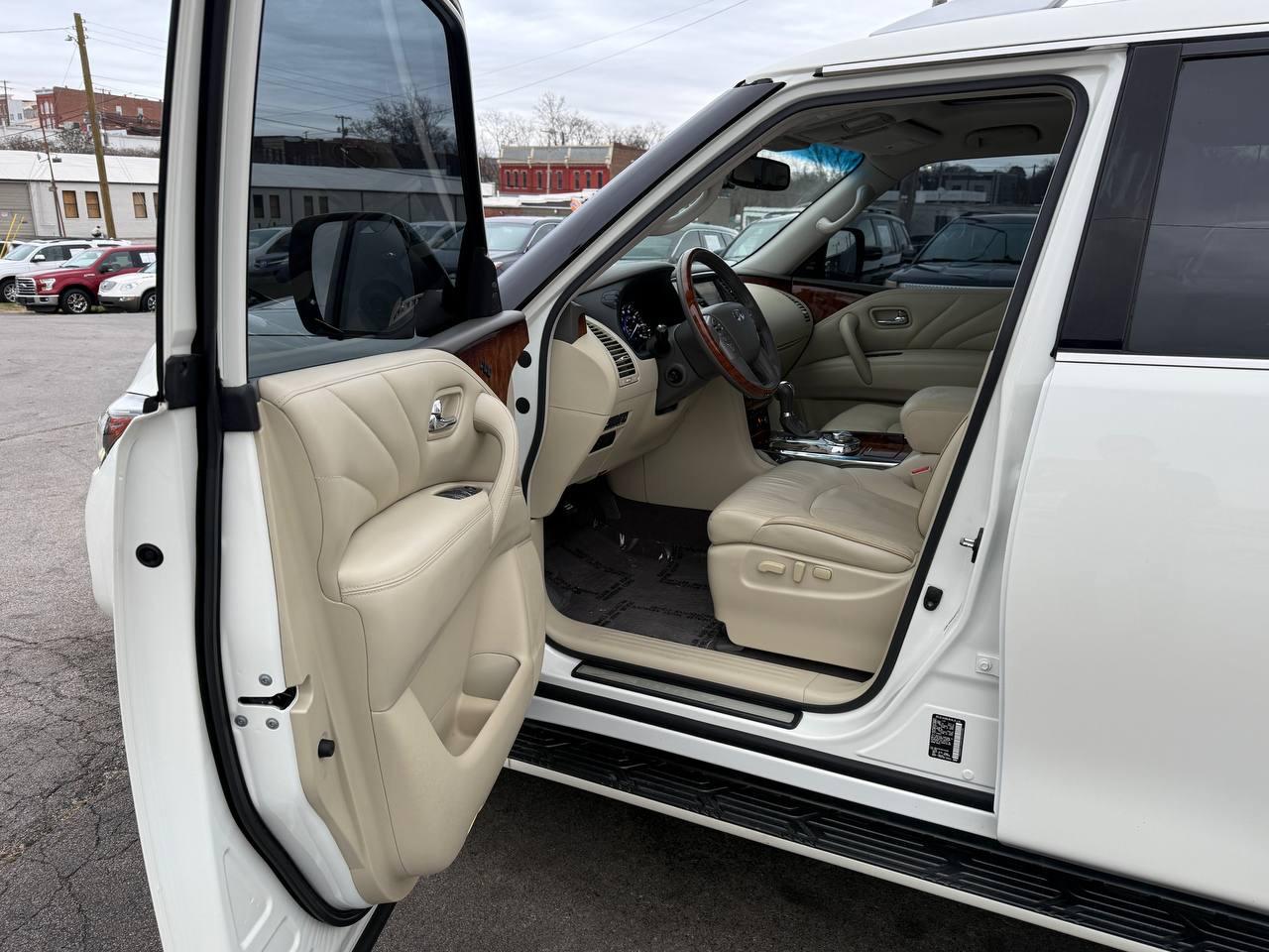 Infiniti QX80 4WD 2017