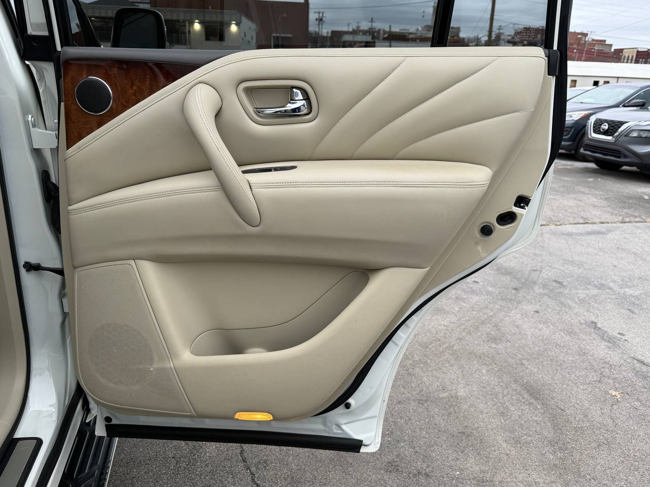 Infiniti QX80 4WD 2017