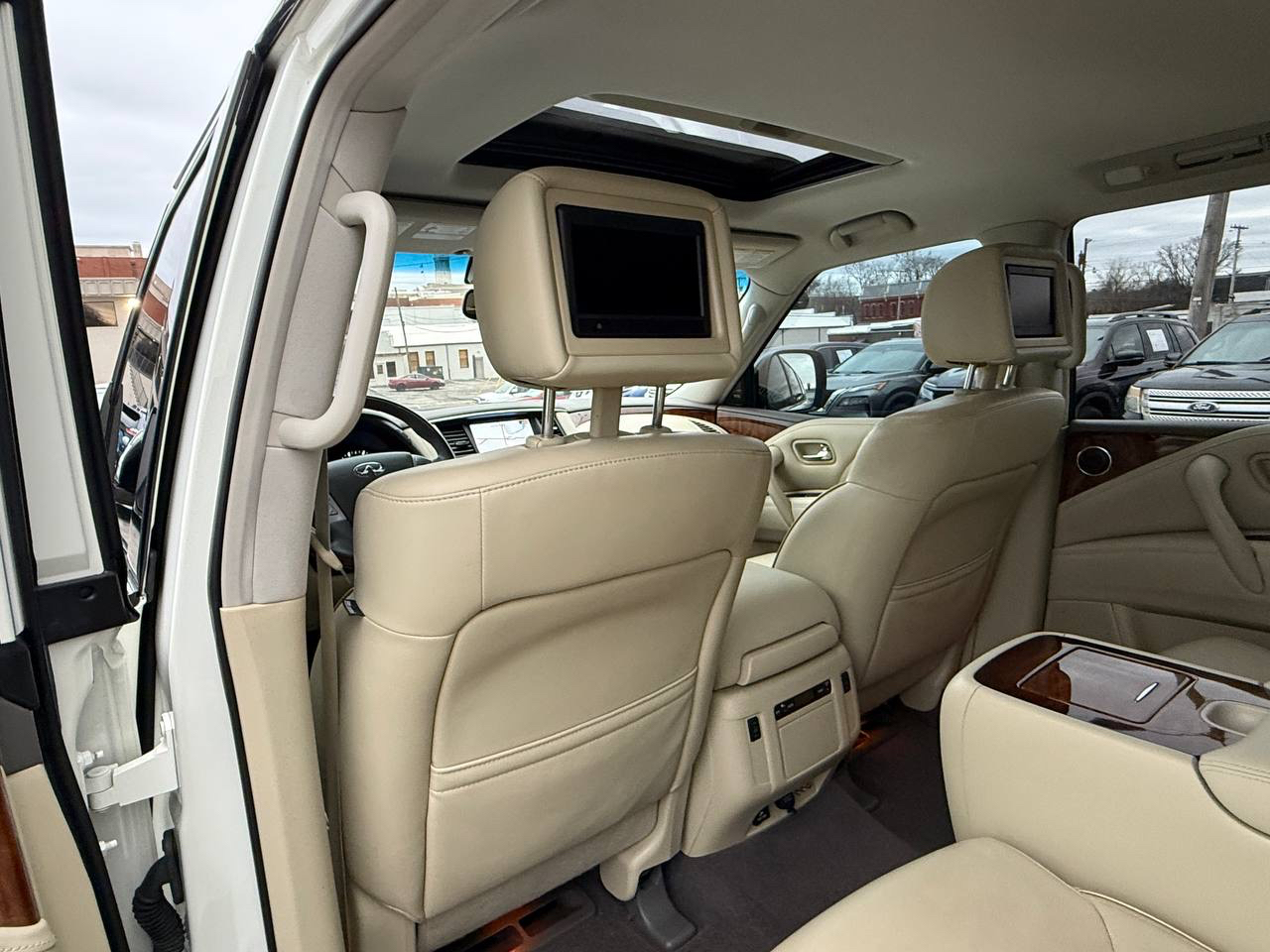 Infiniti QX80 4WD 2017