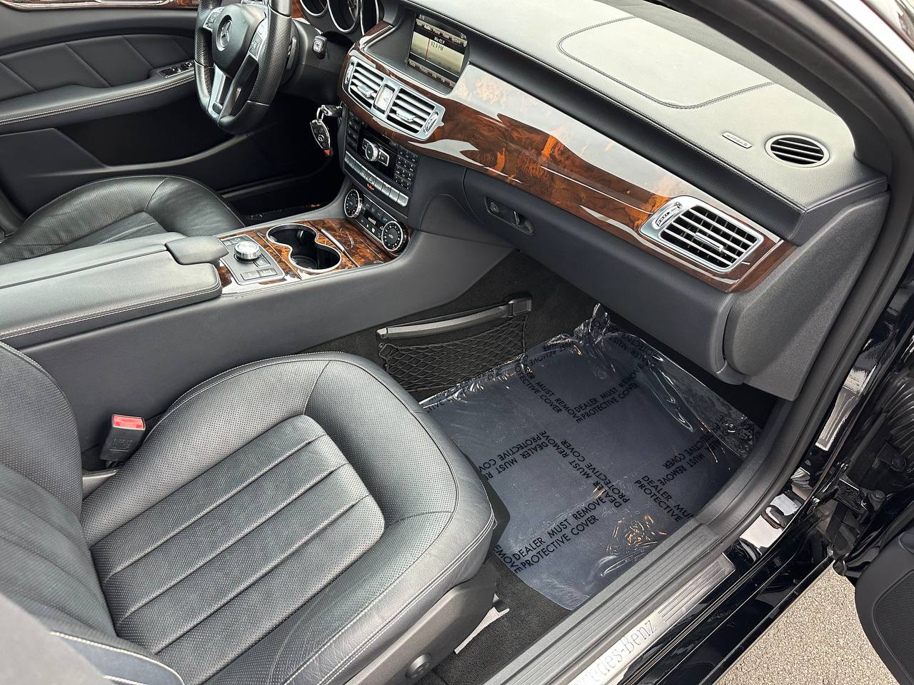 Mercedes-Benz CLS-Class CLS550 2014