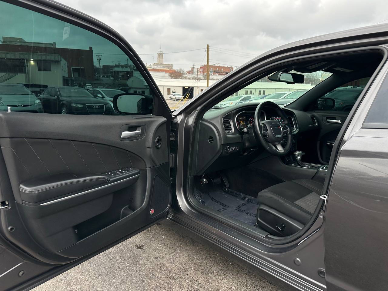 Dodge Charger SXT 2017