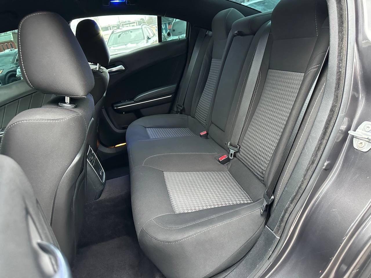 Dodge Charger SXT 2017