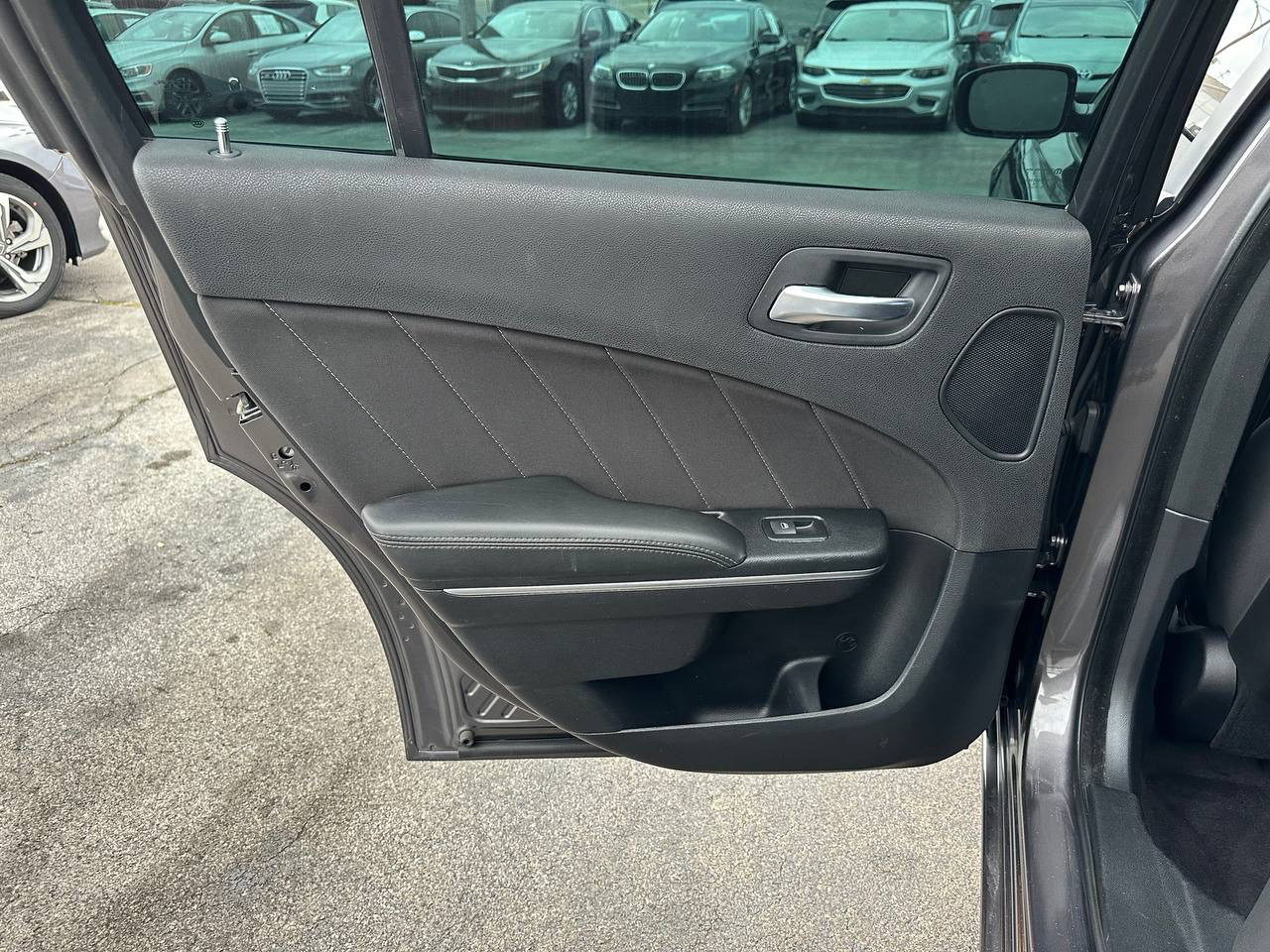 Dodge Charger SXT 2017