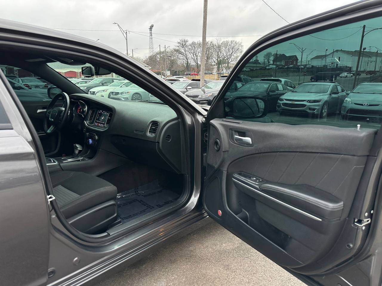 Dodge Charger SXT 2017