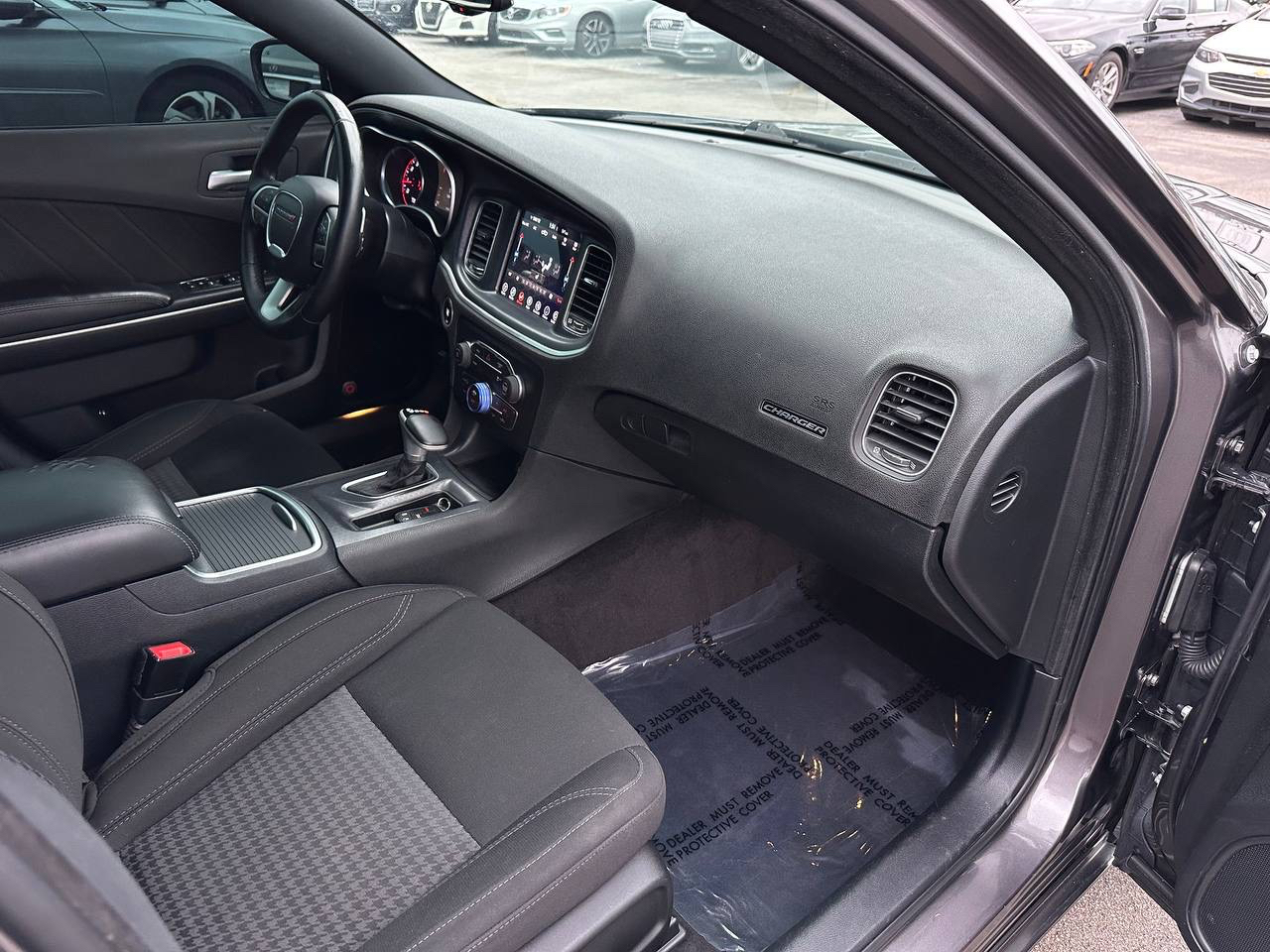 Dodge Charger SXT 2017