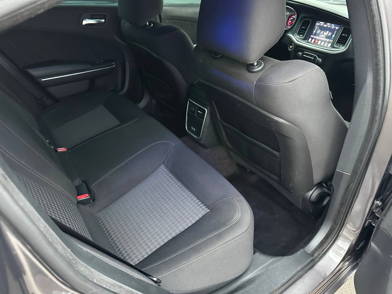 Dodge Charger SXT 2017