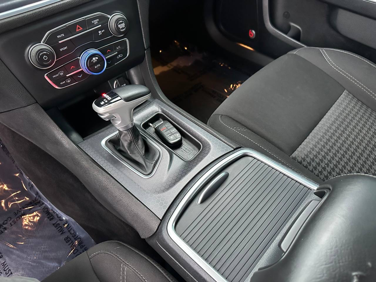 Dodge Charger SXT 2017