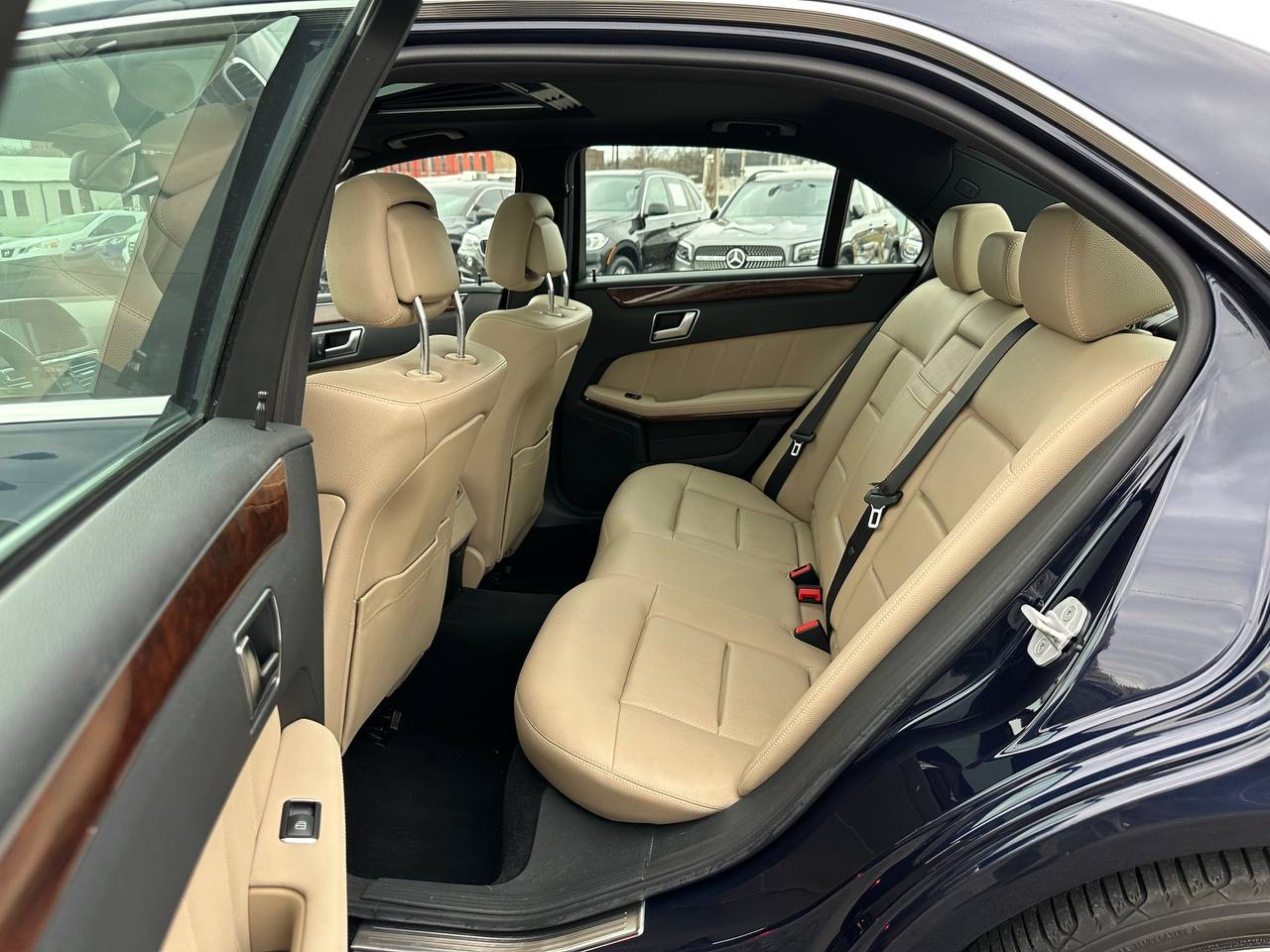 Mercedes-Benz E-Class E350 Sedan 2013