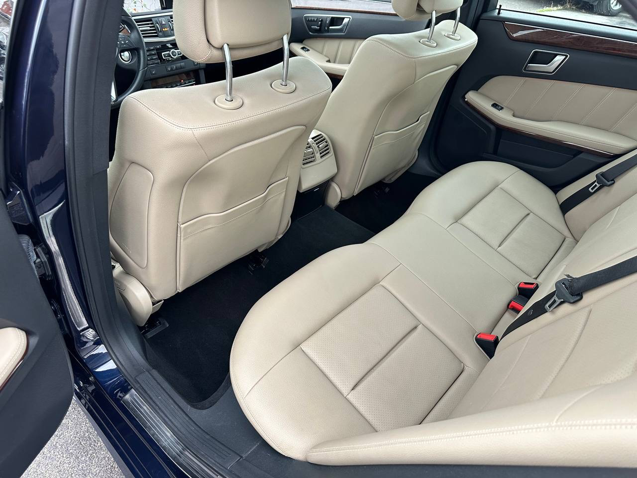 Mercedes-Benz E-Class E350 Sedan 2013