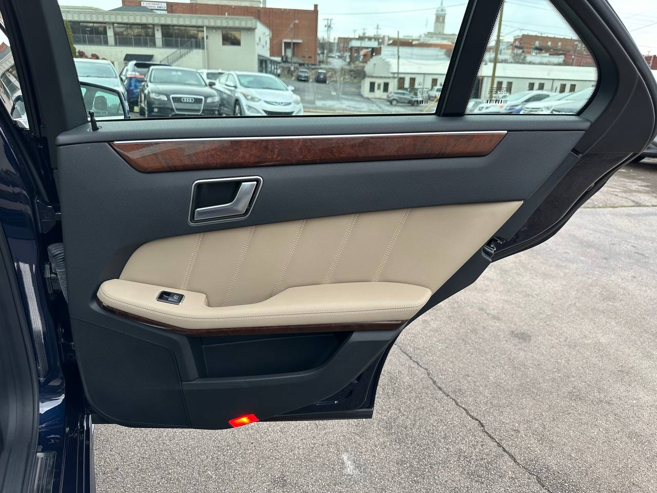 Mercedes-Benz E-Class E350 Sedan 2013