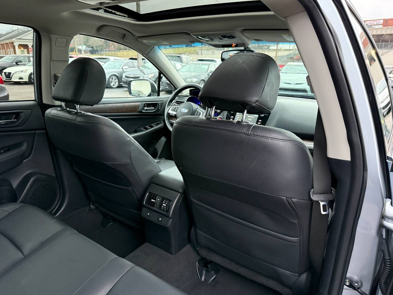 Subaru Outback 2.5i Limited 2015